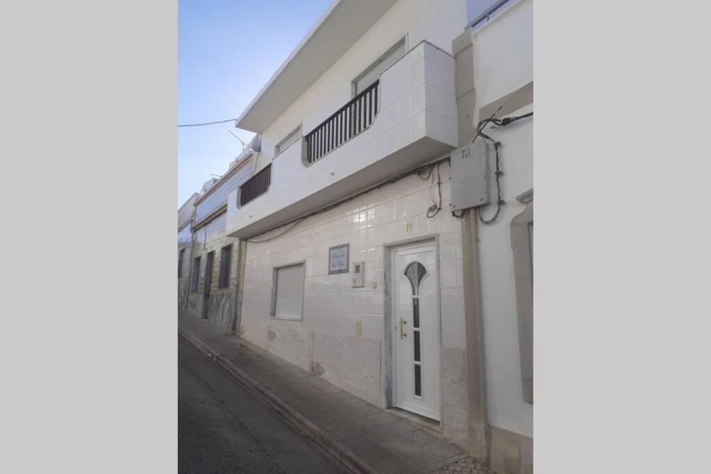 A Casa Da Avo Dina Apartment Fuzeta Bagian luar foto